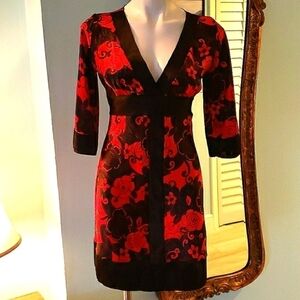 BLACK AND RED V NECK DRESS FRENCH KISS
